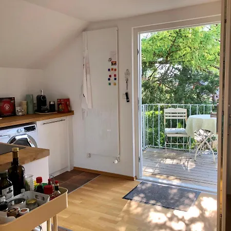Charmante Mit Balkon Im 5-seen-land 海臣道夫皮尔森